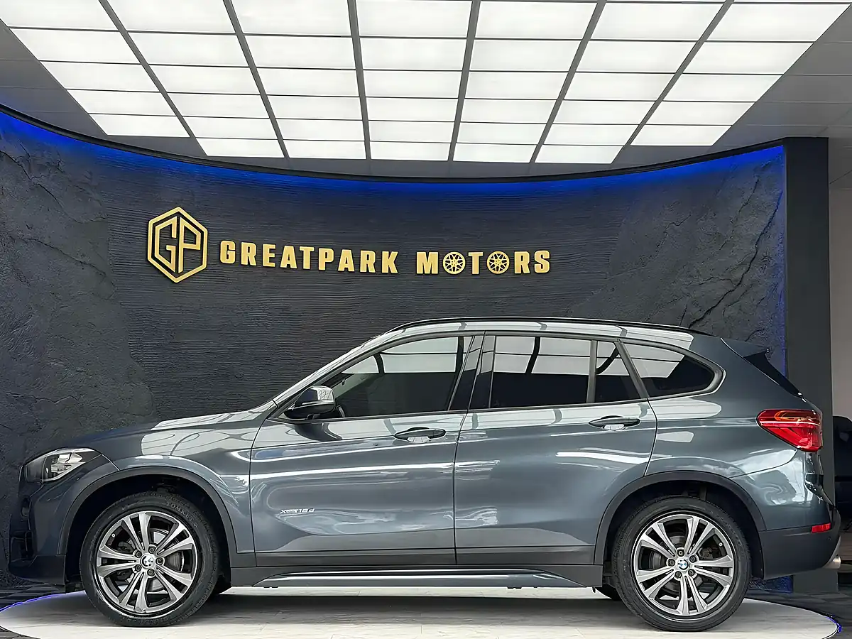 Used 2016 BMW X1 Sport Grey - Interior and Exterior details 8