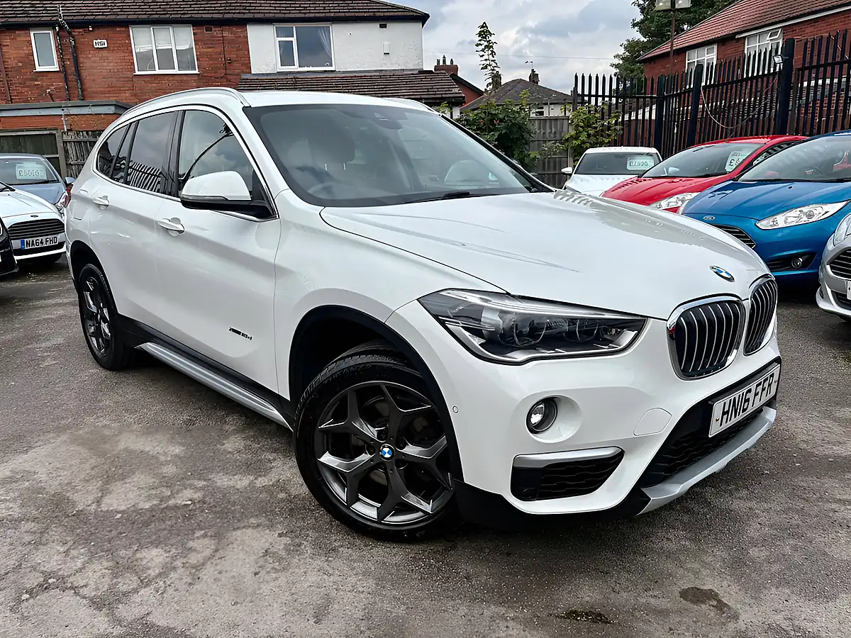 Used 2016 BMW X1 Xline Alpine White - Front View