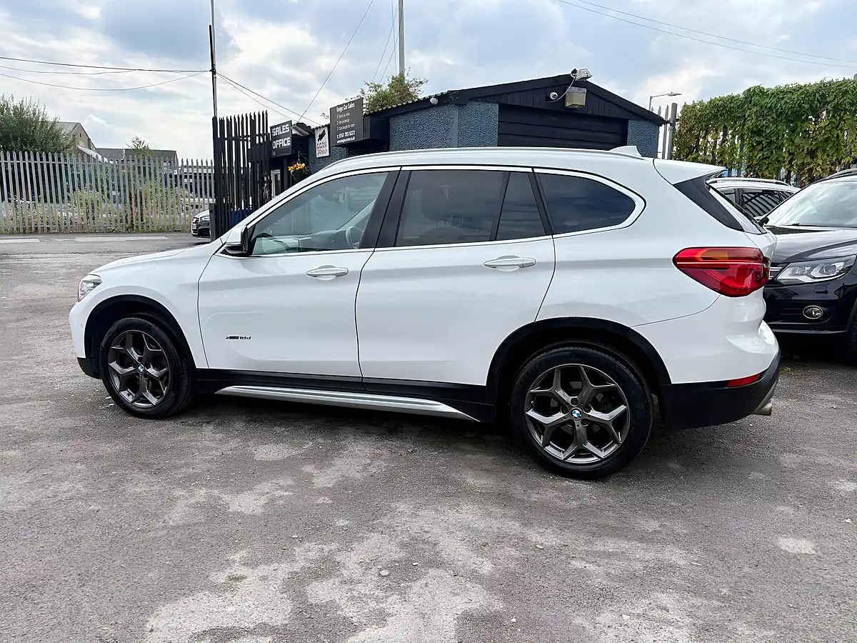 Used 2016 BMW X1 Xline Alpine White - Interior and Exterior details 5