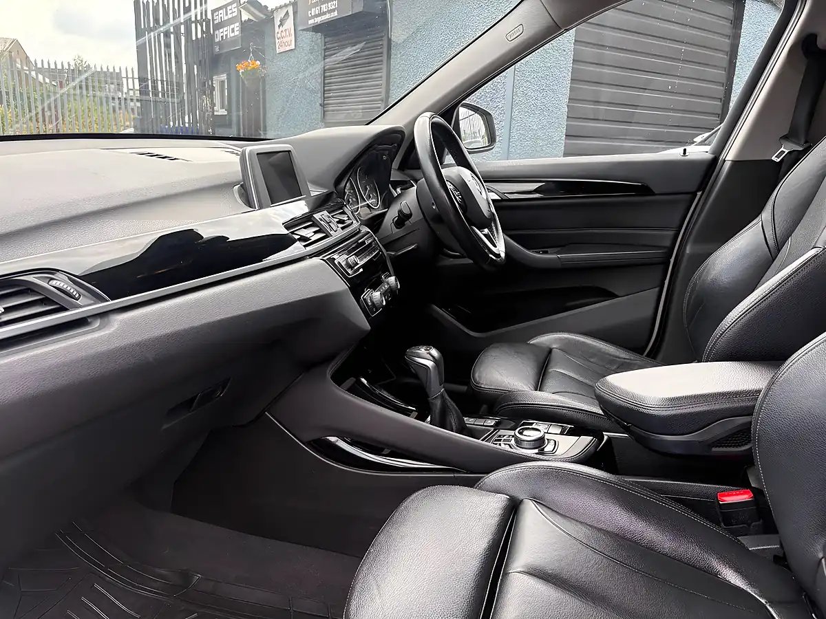 Used 2016 BMW X1 Xline Alpine White - Interior and Exterior details 8