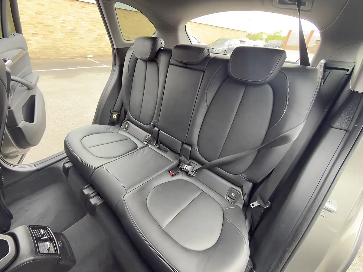 Used 2016 BMW X1 Xline Silver - Interior and Exterior details 17