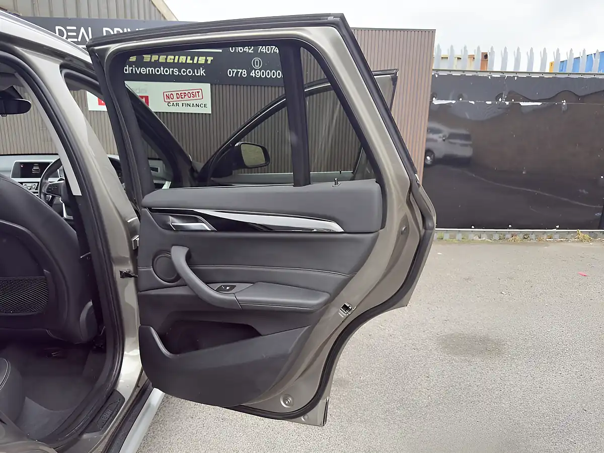 Used 2016 BMW X1 Xline Silver - Interior and Exterior details 9