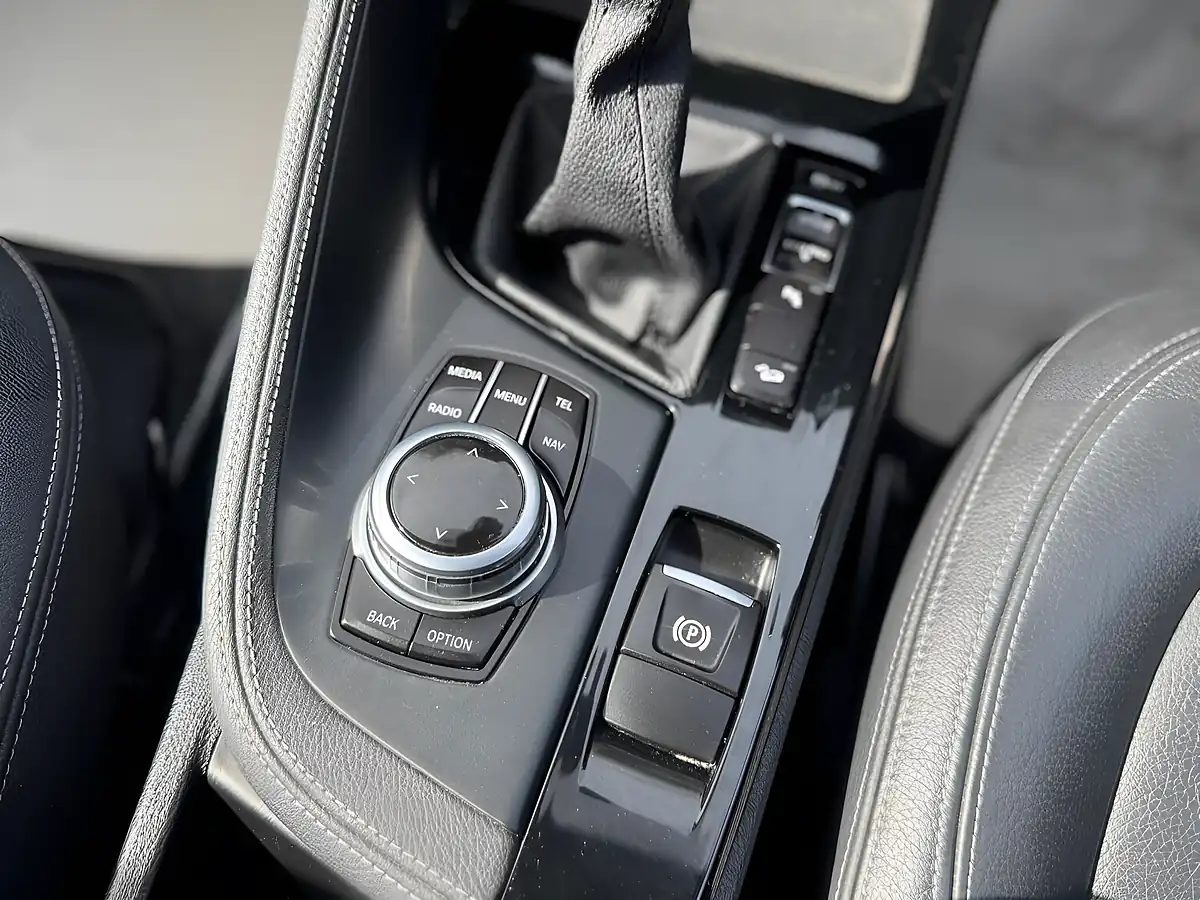 Used 2016 BMW X1 Xline Silver - Interior and Exterior details 15