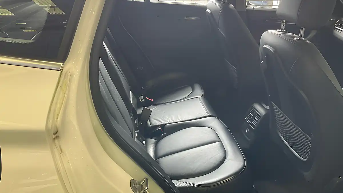 Used 2016 BMW X1 Xline White - Interior and Exterior details 10