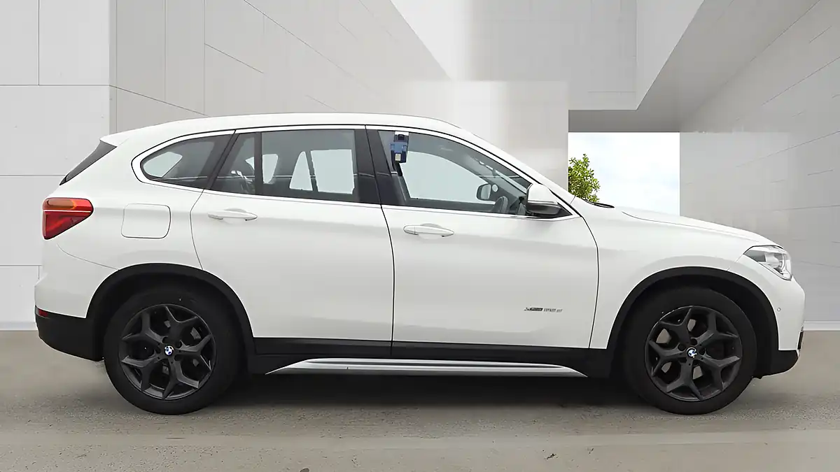 Used 2016 BMW X1 Xline White - Interior and Exterior details 5