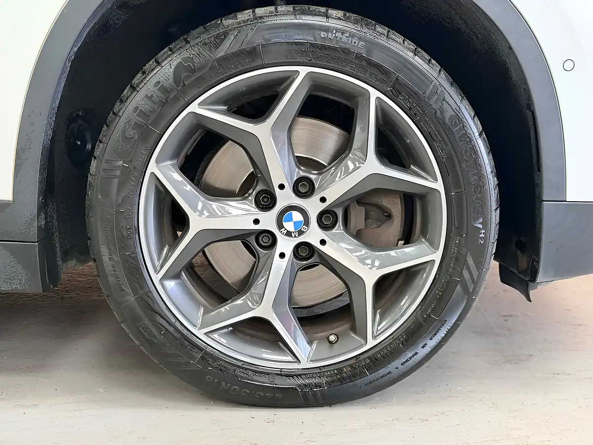 Used 2016 BMW X1 Xline White - Interior and Exterior details 18