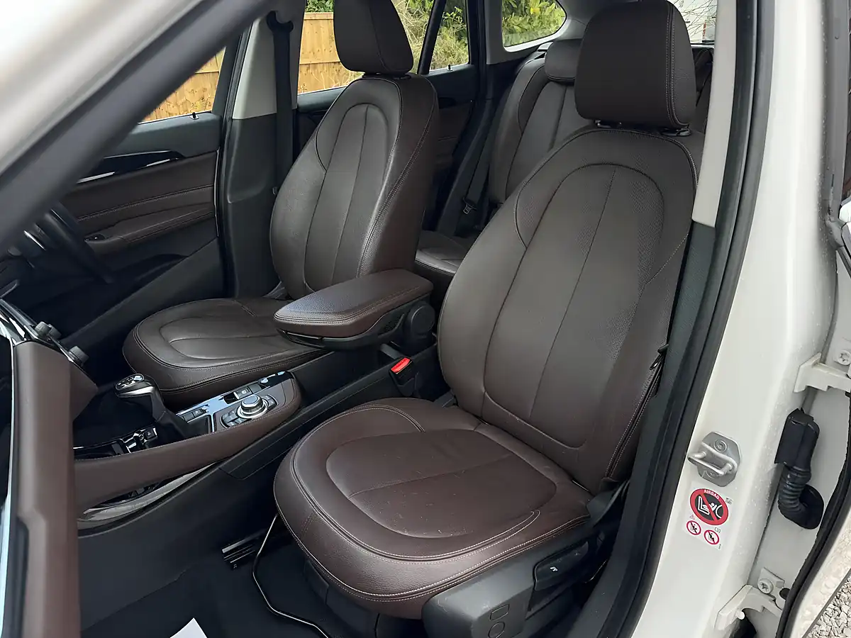 Used 2016 BMW X1 Xline White - Interior and Exterior details 11