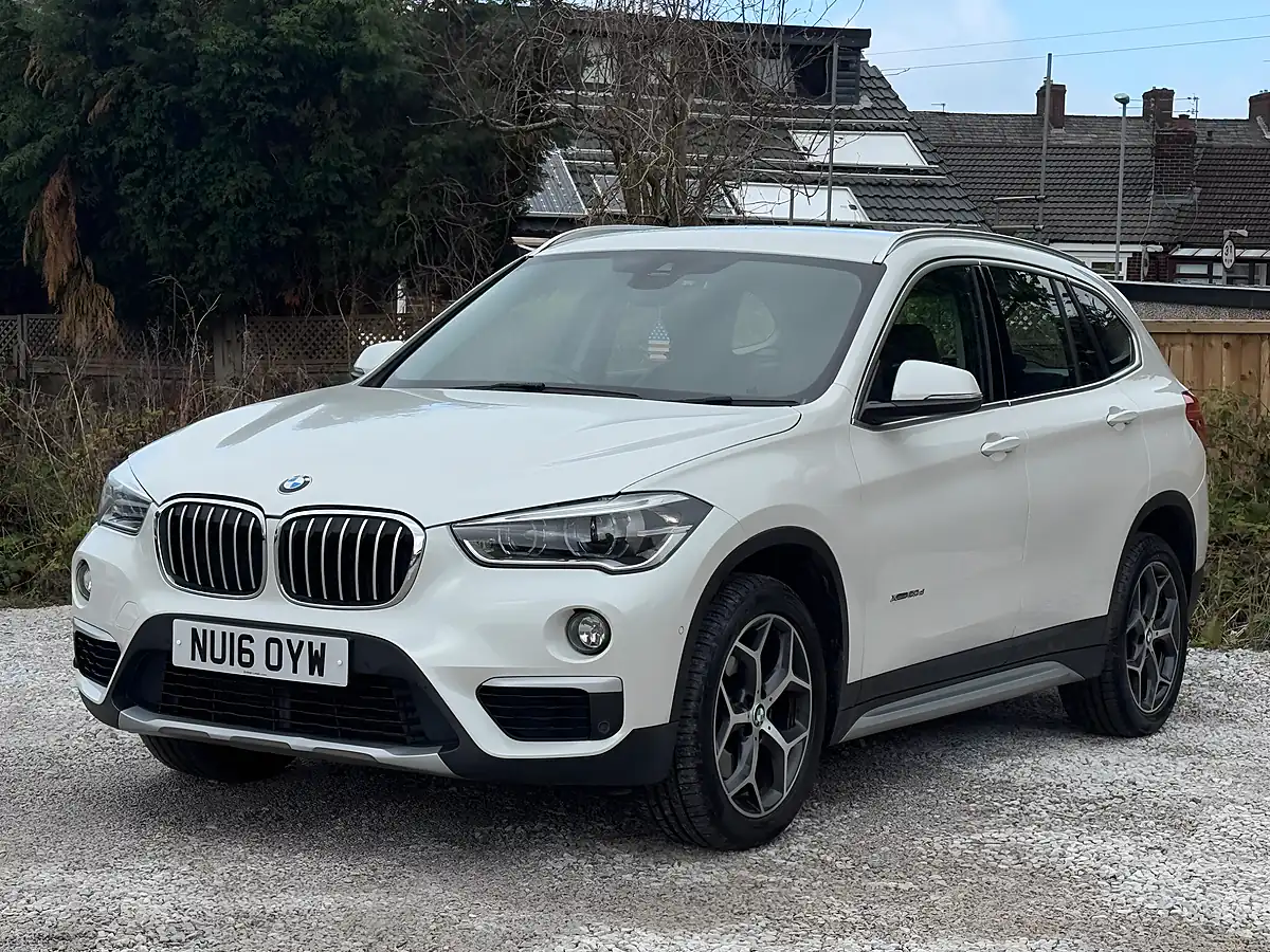 Used 2016 BMW X1 Xline White - Interior and Exterior details 6