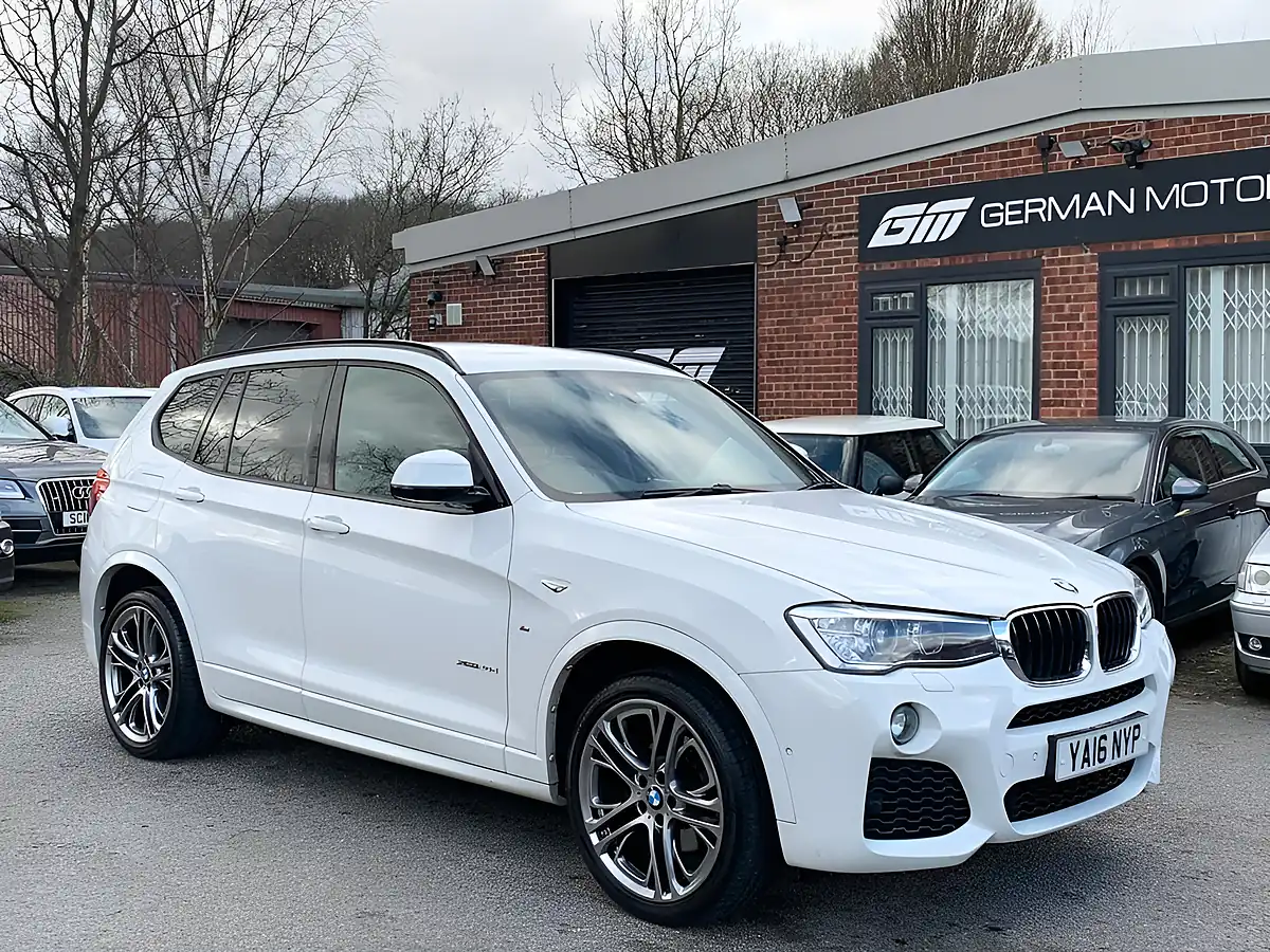 Used 2016 BMW X3 M Sport White - Front View