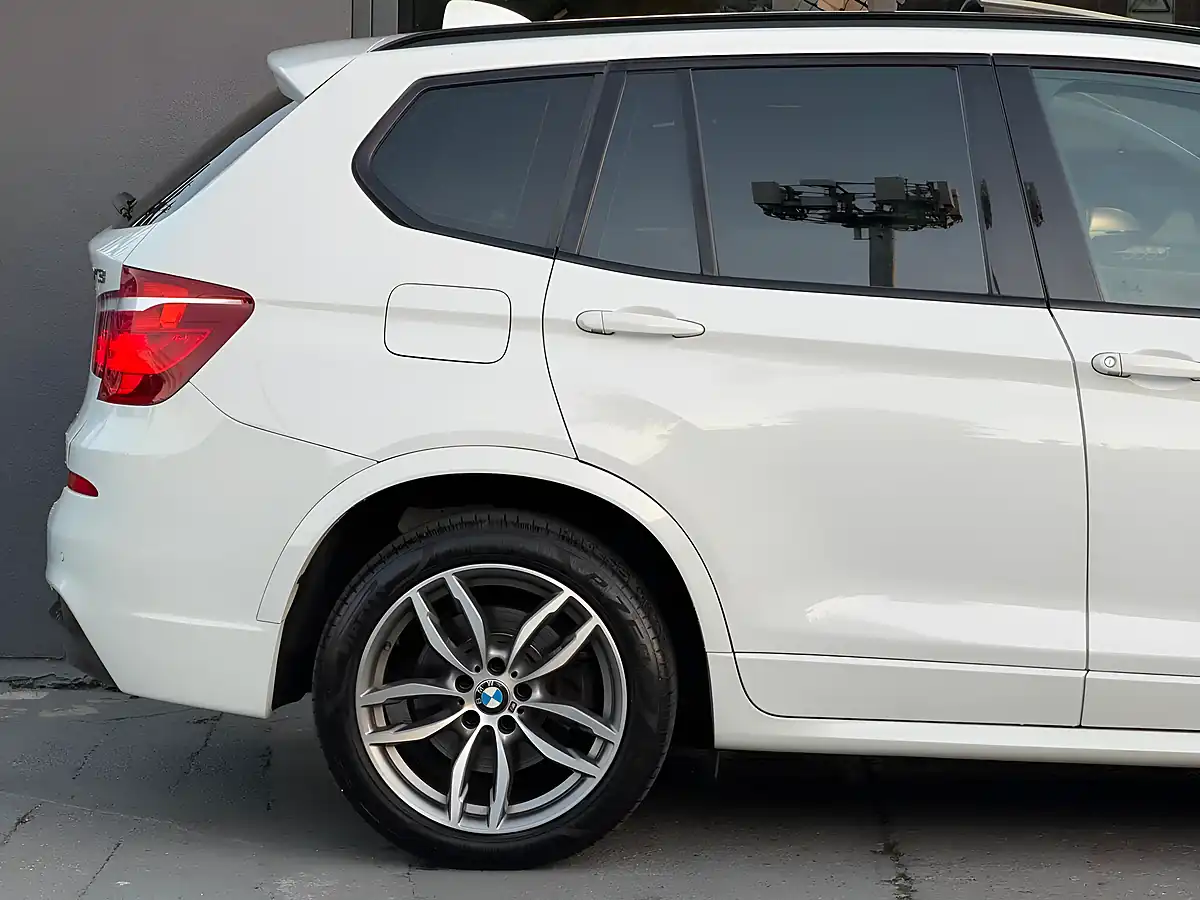 Used 2016 BMW X3 M Sport White - Interior and Exterior details 8