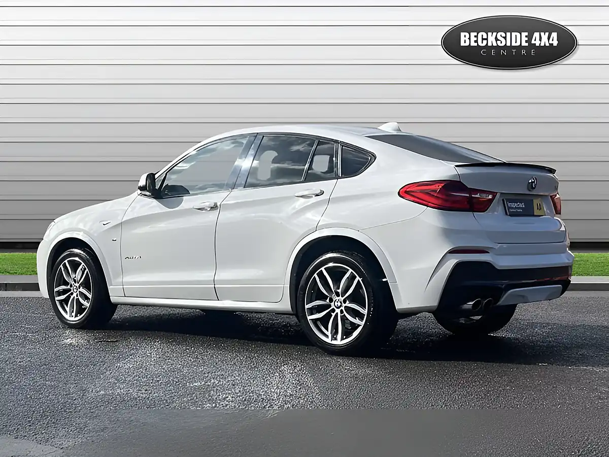 Used 2016 BMW X4 M Sport Alpine White - Interior and Exterior details 7