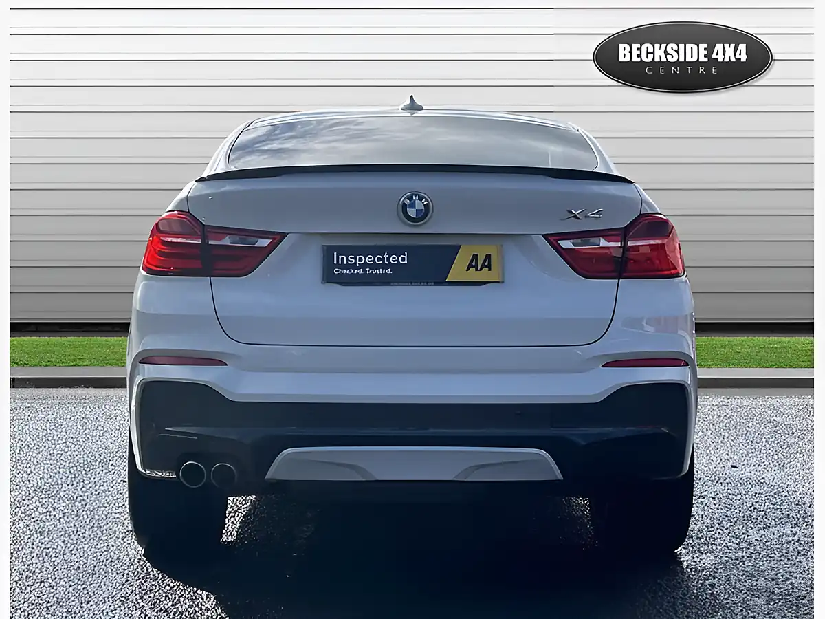Used 2016 BMW X4 M Sport Alpine White - Interior and Exterior details 9
