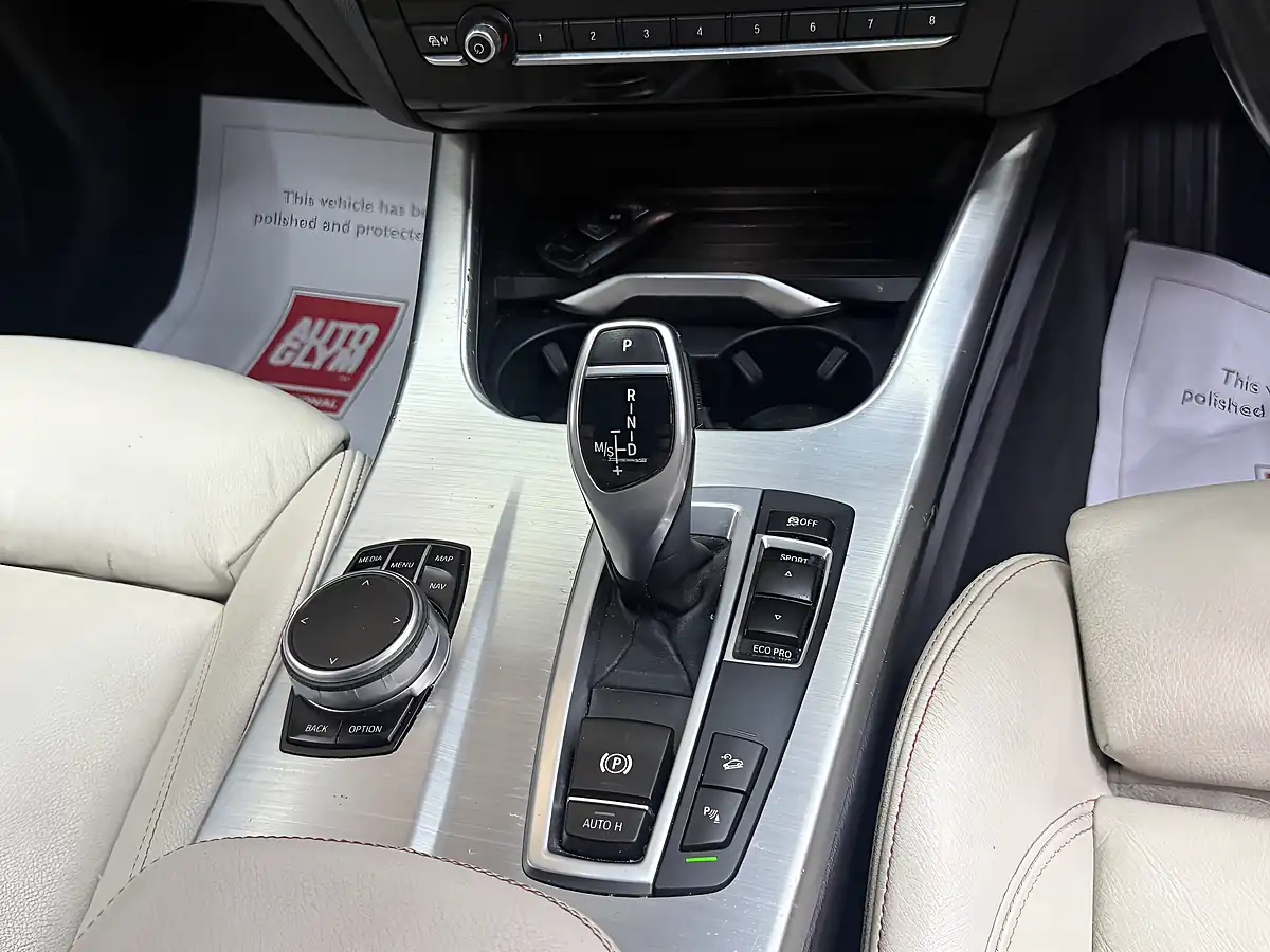 Used 2016 BMW X4 M Sport Red - Interior and Exterior details 17