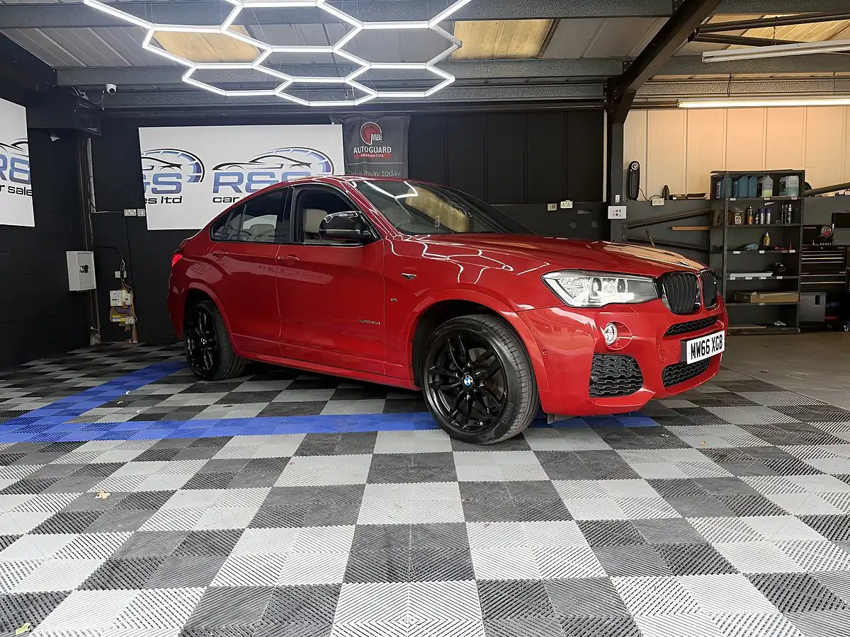 Used 2016 BMW X4 M Sport Red - Interior and Exterior details 5