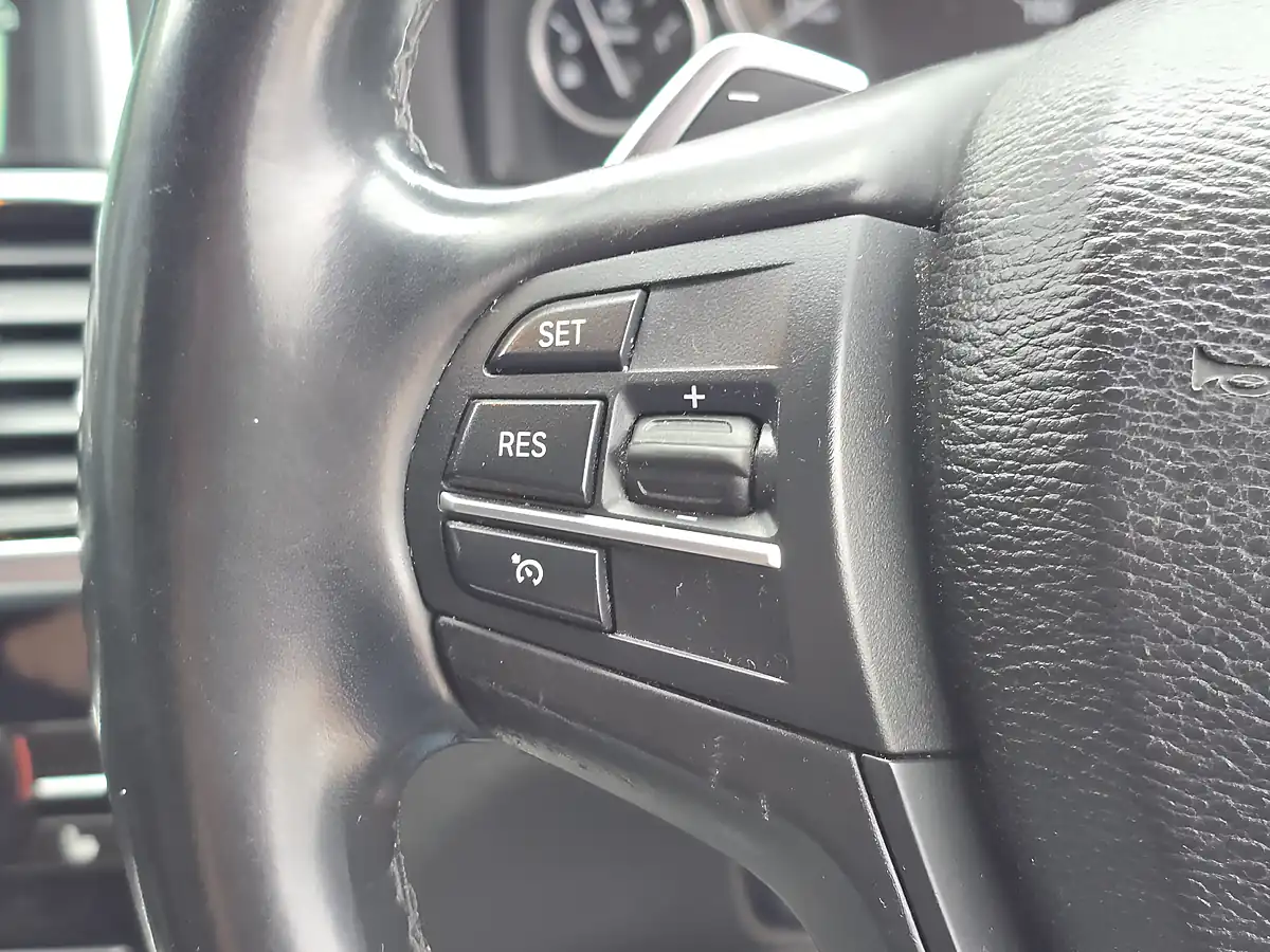 Used 2016 BMW X4 M Sport Red - Interior and Exterior details 15