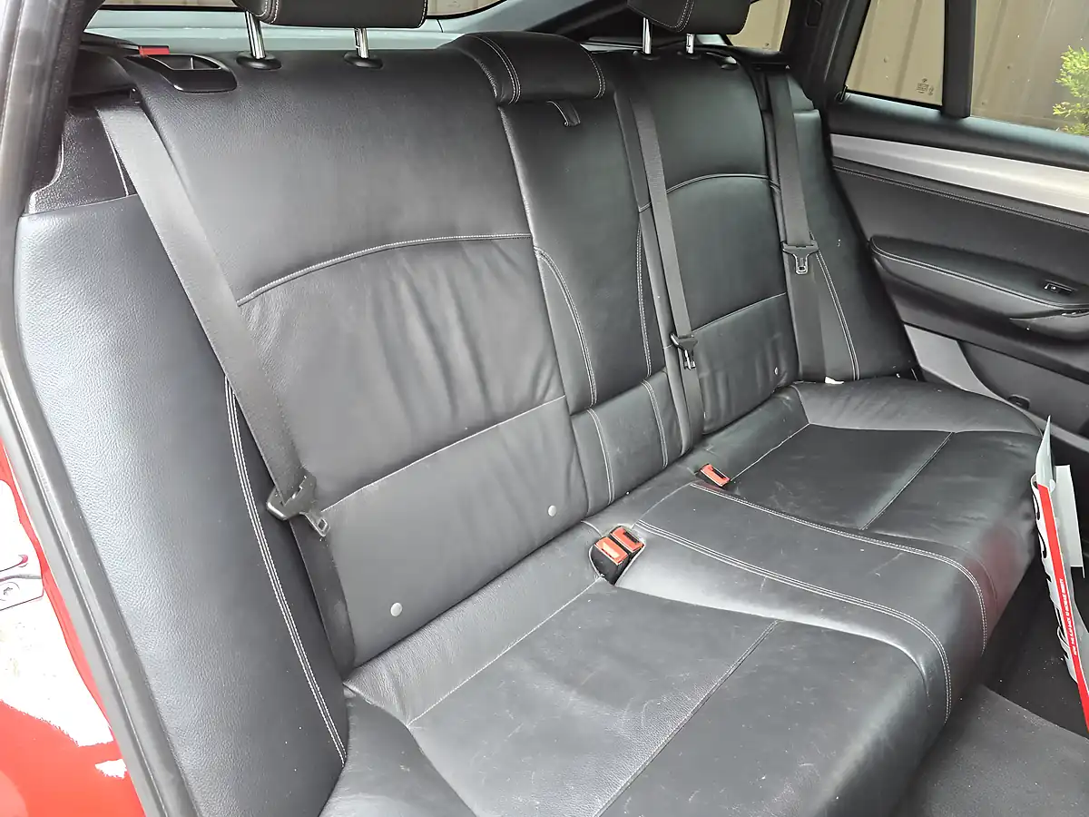Used 2016 BMW X4 M Sport Red - Interior and Exterior details 17