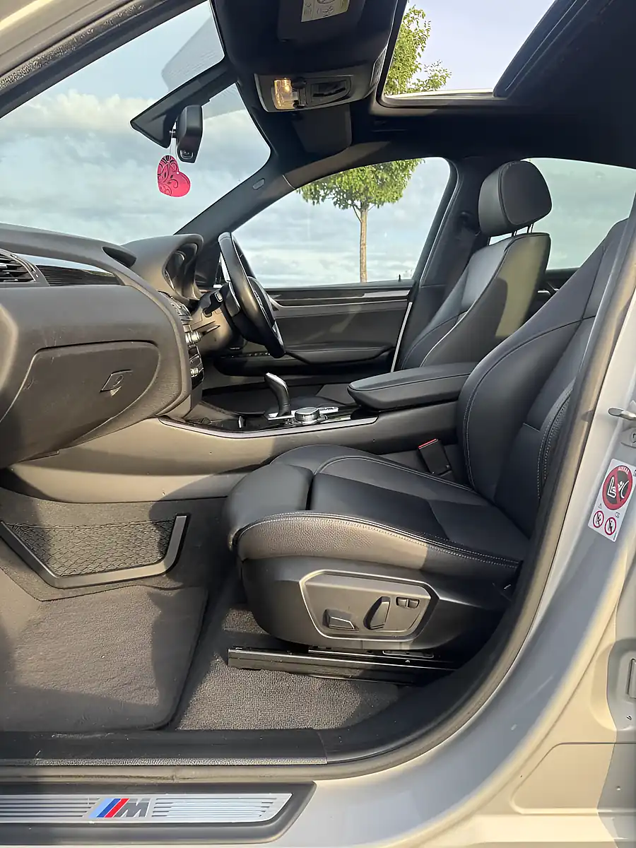 Used 2016 BMW X4 M Sport Silver - Interior and Exterior details 13