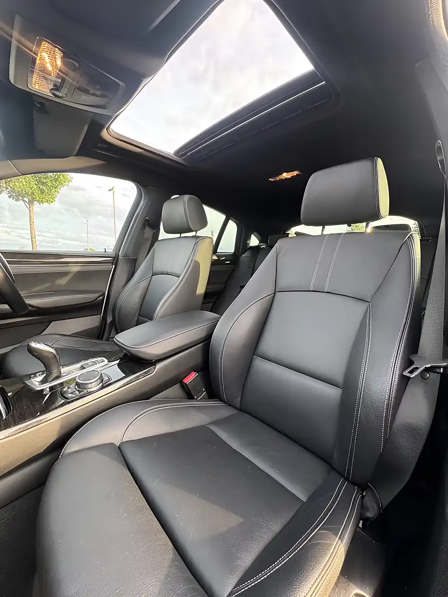 Used 2016 BMW X4 M Sport Silver - Interior and Exterior details 14
