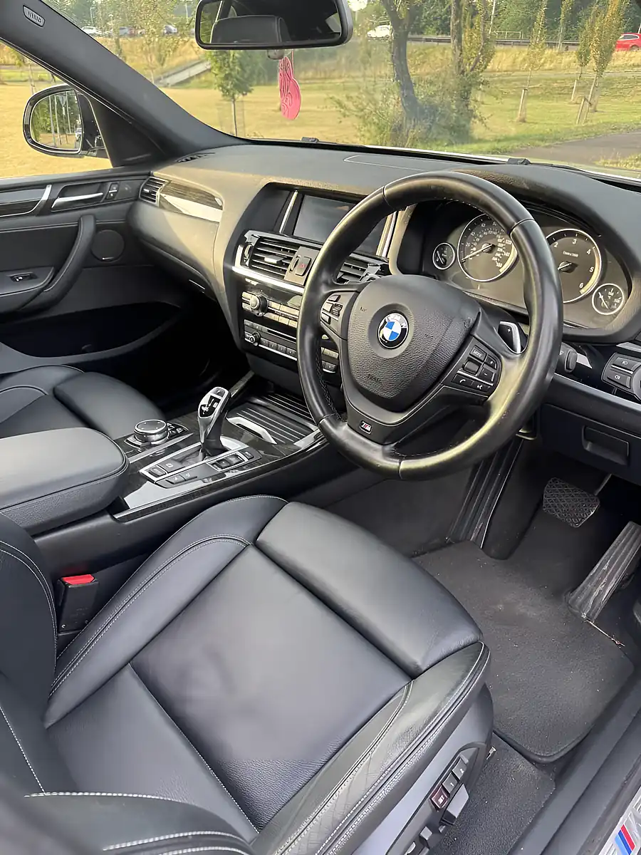 Used 2016 BMW X4 M Sport Silver - Interior and Exterior details 9