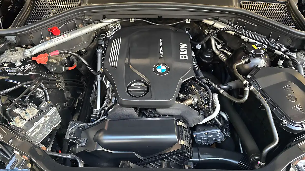 Used 2016 BMW X4 Xline Black - Interior and Exterior details 15