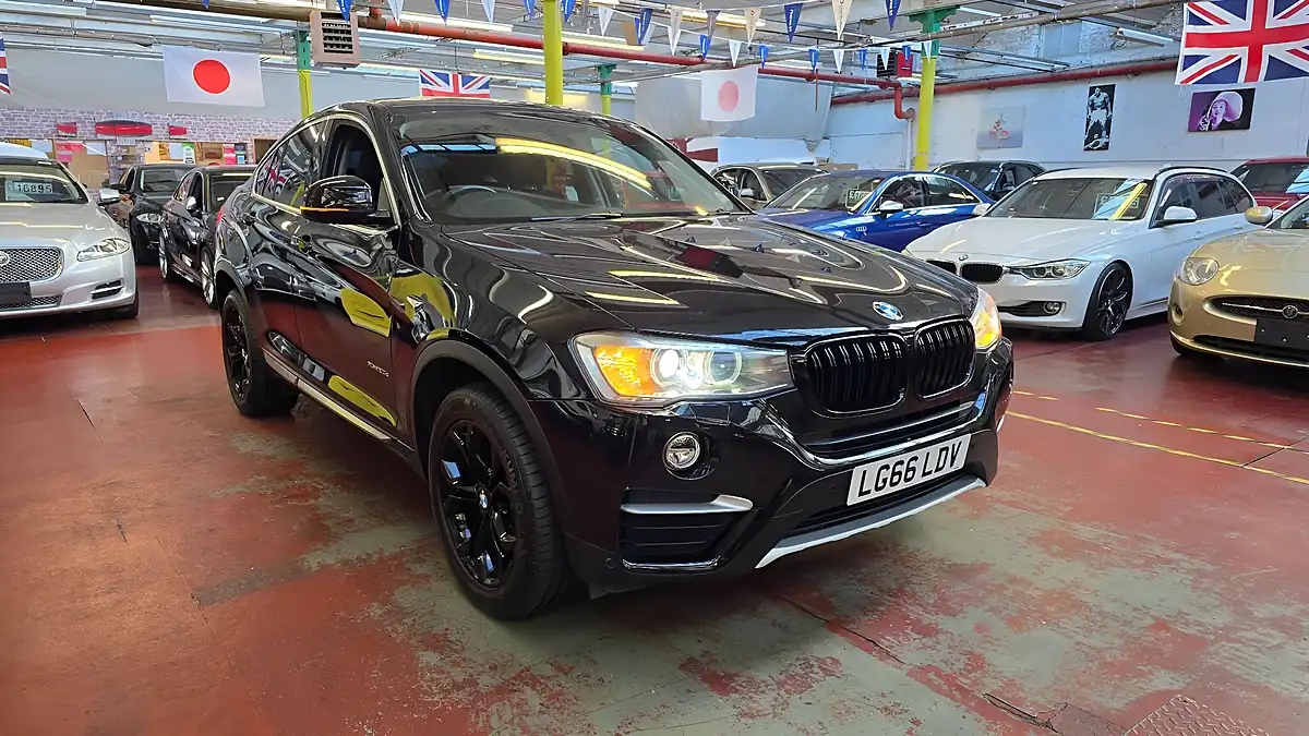 Used 2016 BMW X4 Xline Black - Interior and Exterior details 3