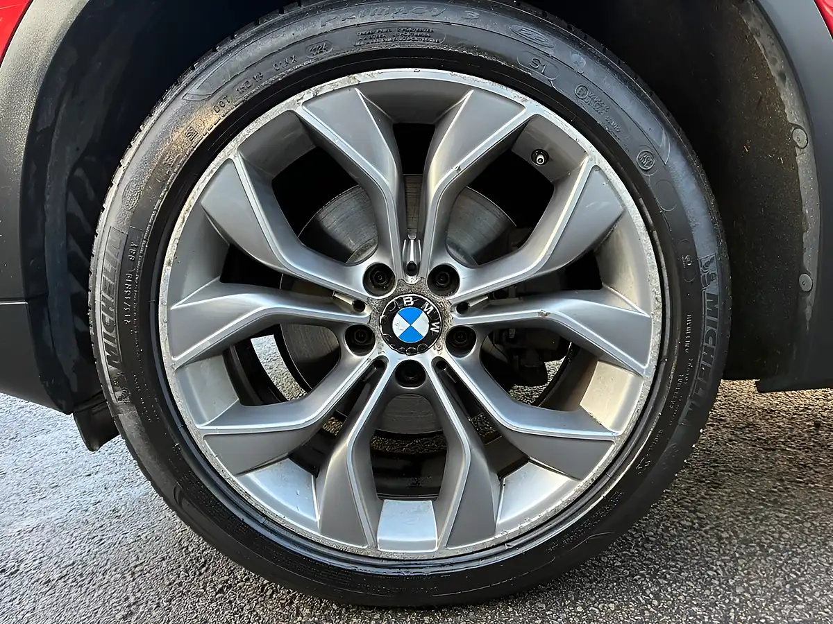 Used 2016 BMW X4 Xline Red - Interior and Exterior details 12