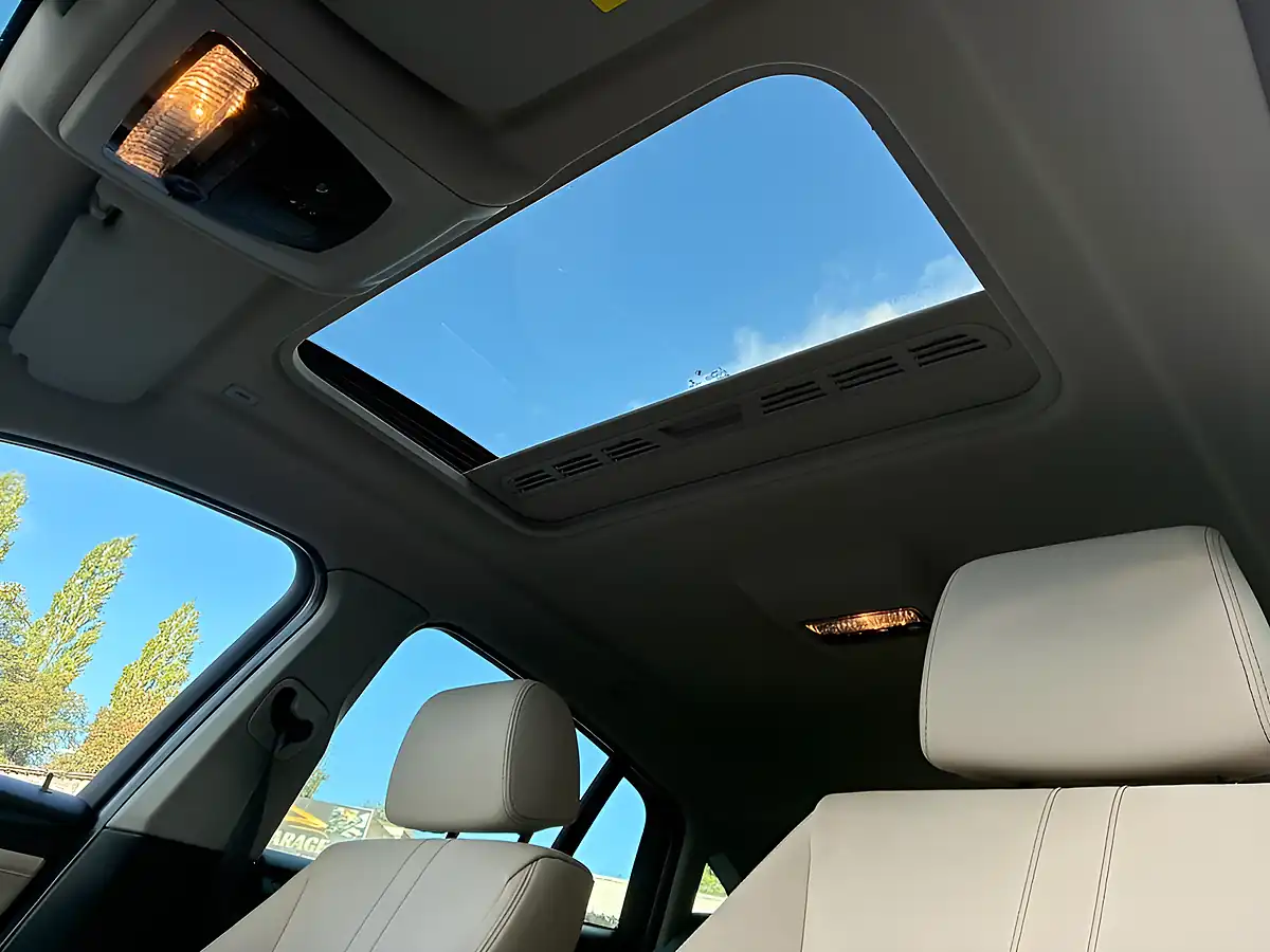 Used 2016 BMW X4 Xline Red - Interior and Exterior details 18