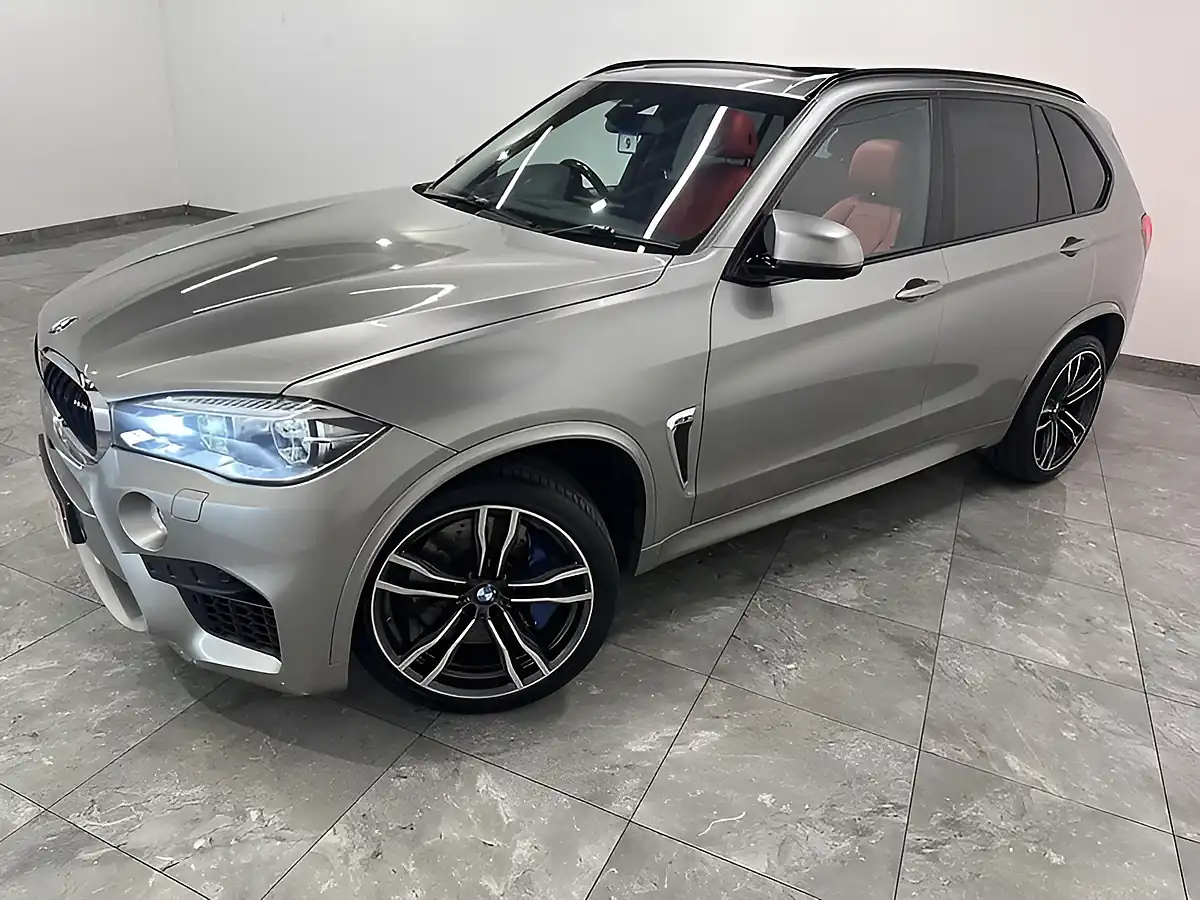 Used 2016 BMW X5 M Donington Grey - Interior and Exterior details 4