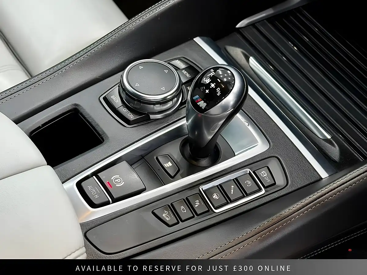 Used 2016 BMW X5 M Grey - Interior and Exterior details 15