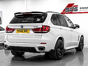 Used 2016 BMW X5 M Sport Alpine White - Interior and Exterior details 5