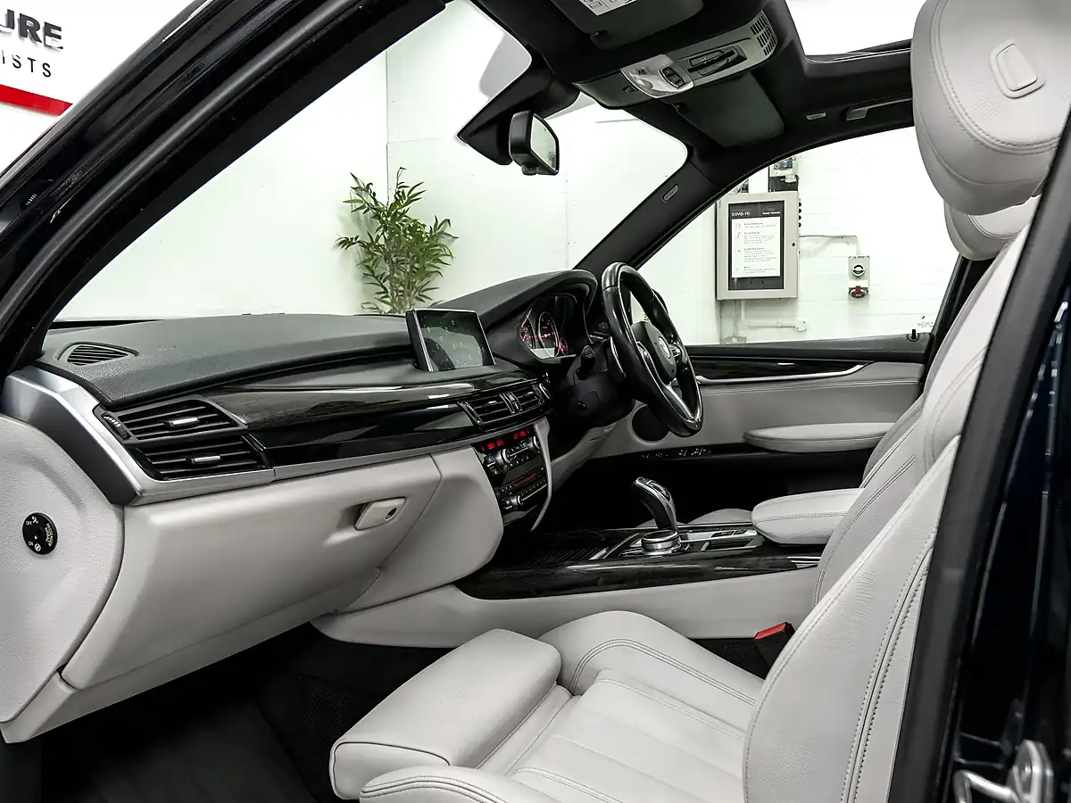 Used 2016 BMW X5 M Sport Black - Interior and Exterior details 19