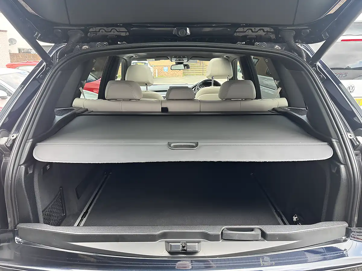 Used 2016 BMW X5 M Sport Black - Interior and Exterior details 17