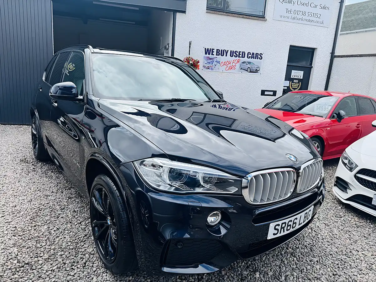 Used 2016 BMW X5 M Sport Black - Interior and Exterior details 2