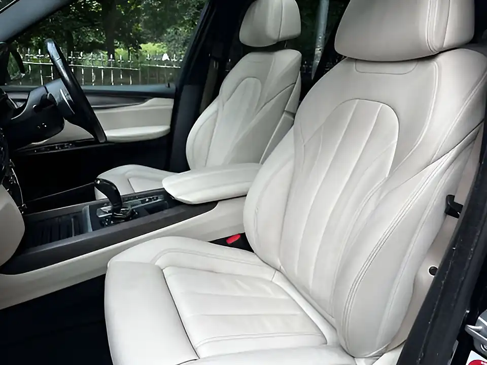 Used 2016 BMW X5 M Sport Black - Interior and Exterior details 8