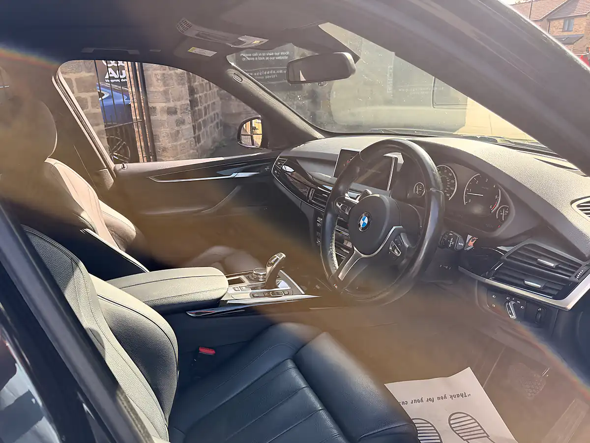 Used 2016 BMW X5 M Sport Black Sapphire - Interior and Exterior details 13