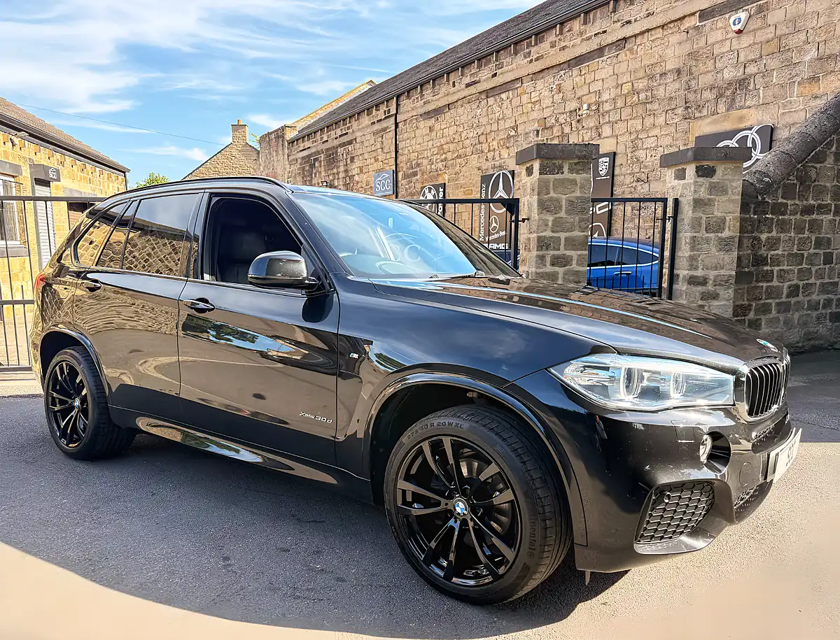 Used 2016 BMW X5 M Sport Black Sapphire - Interior and Exterior details 4