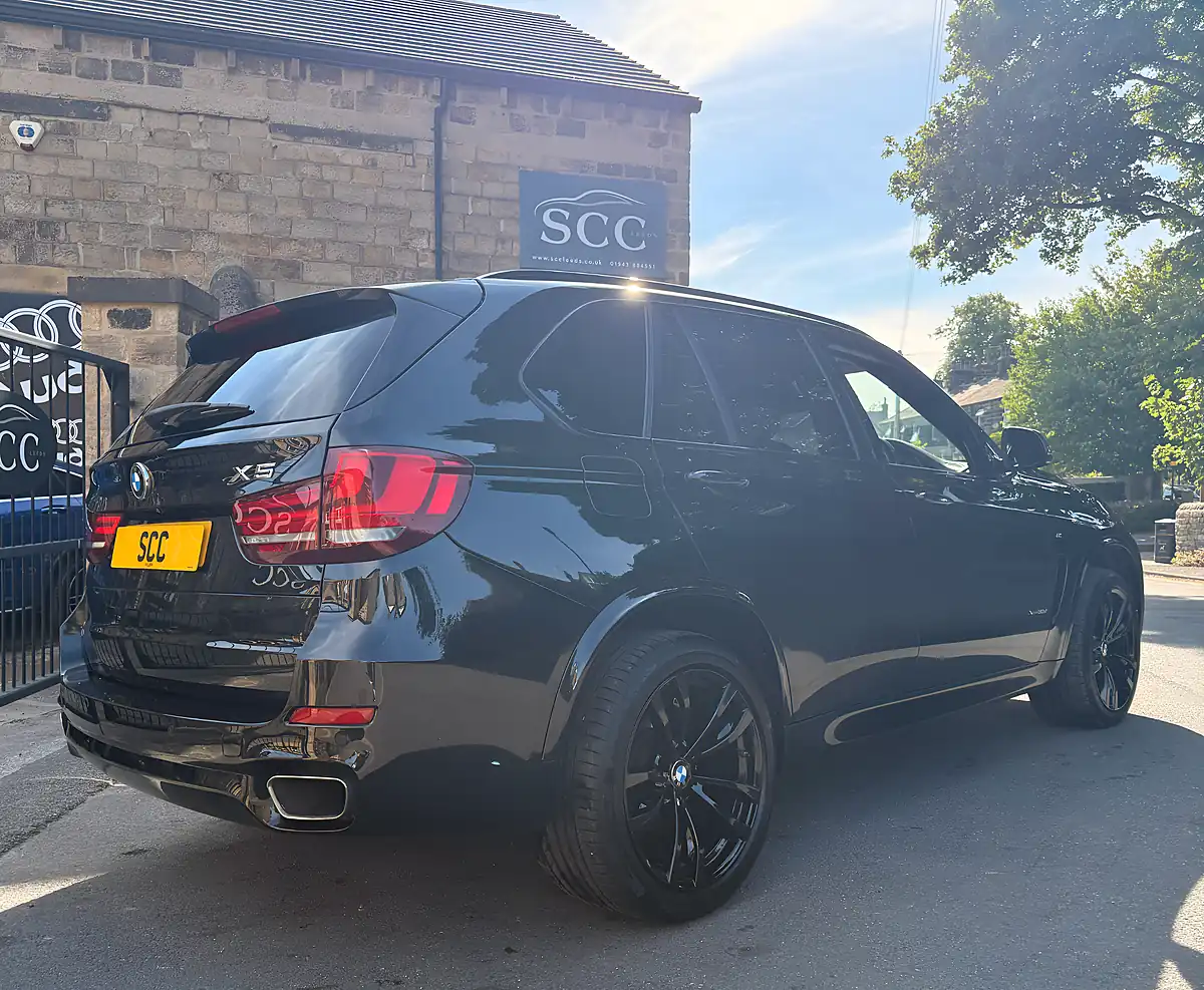Used 2016 BMW X5 M Sport Black Sapphire - Interior and Exterior details 7