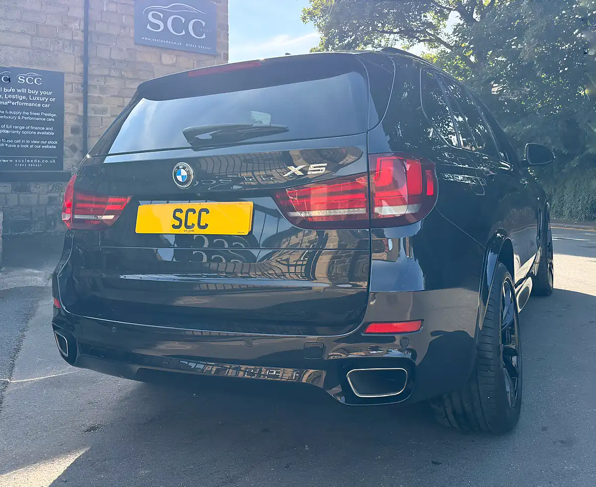 Used 2016 BMW X5 M Sport Black Sapphire - Interior and Exterior details 8