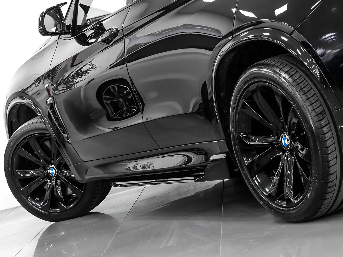 Used 2016 BMW X5 M Sport Black Sapphire - Interior and Exterior details 10