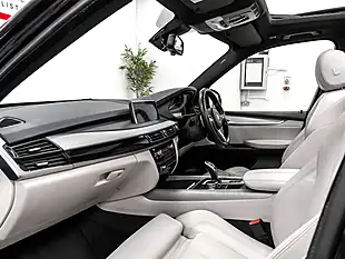 Used 2016 BMW X5 M Sport Black Sapphire - Interior and Exterior details 13