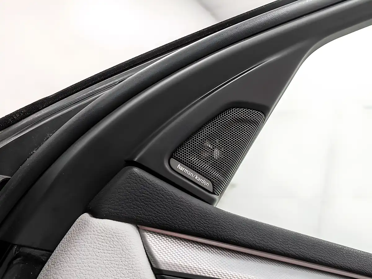 Used 2016 BMW X5 M Sport Black Sapphire - Interior and Exterior details 18