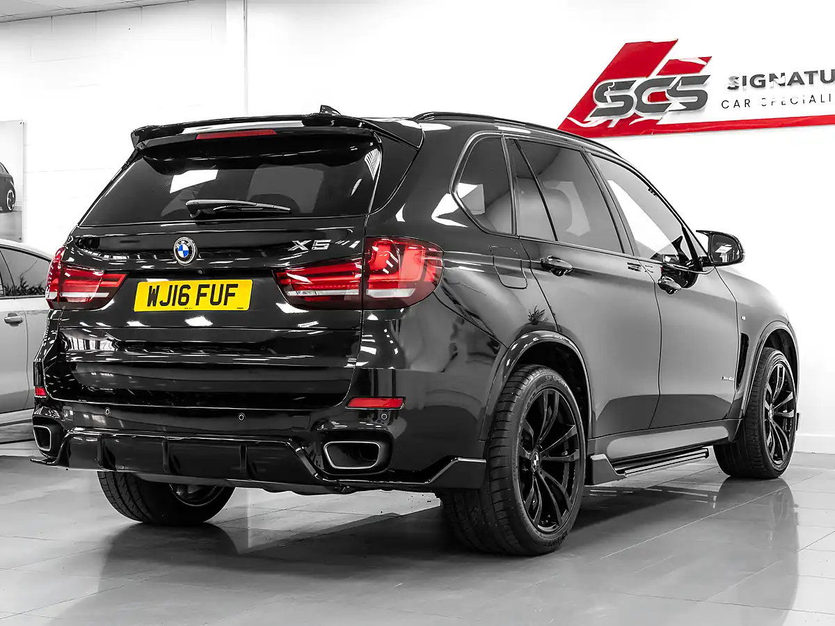 Used 2016 BMW X5 M Sport Black Sapphire - Interior and Exterior details 5