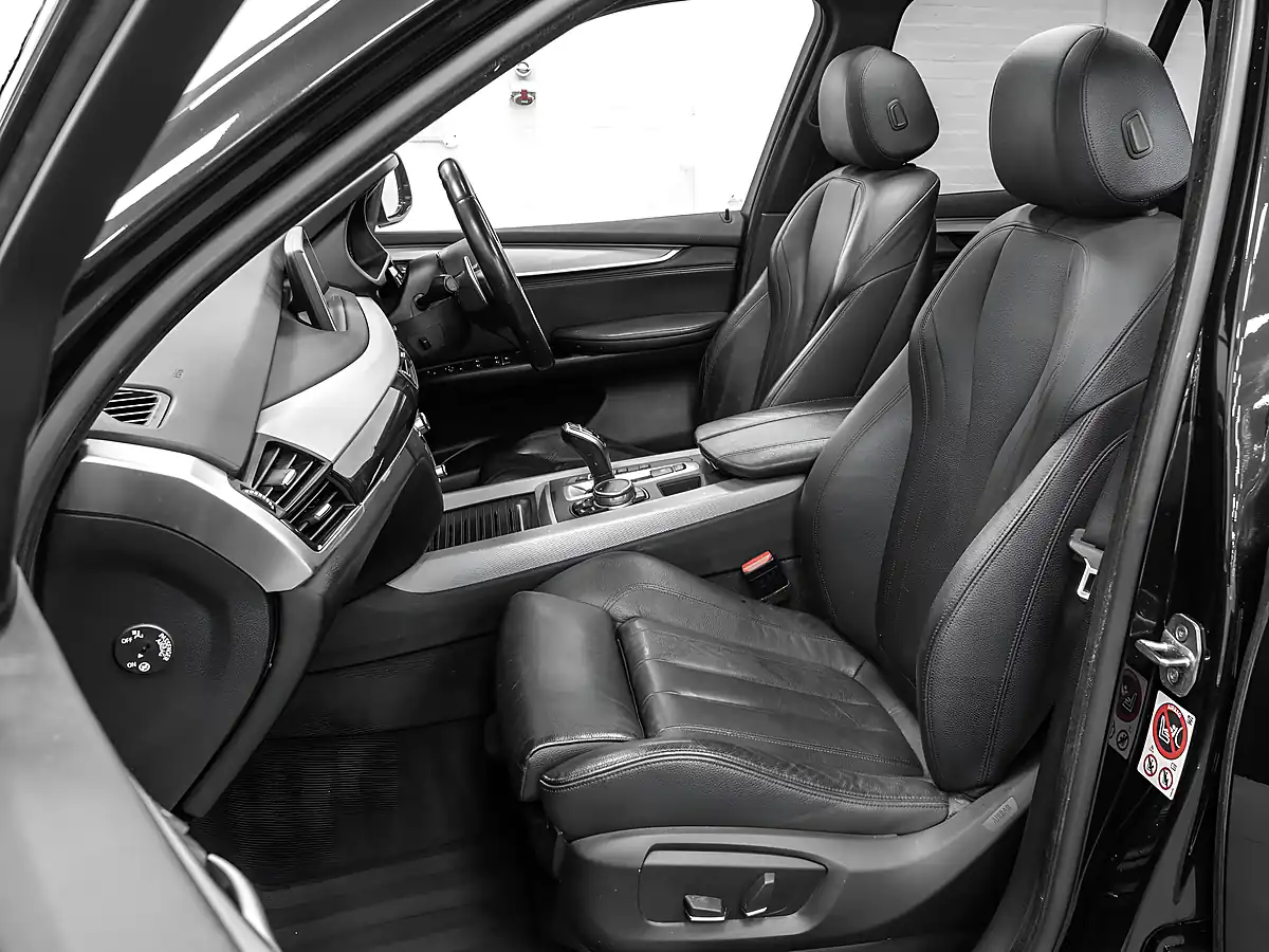 Used 2016 BMW X5 M Sport Black Sapphire - Interior and Exterior details 14