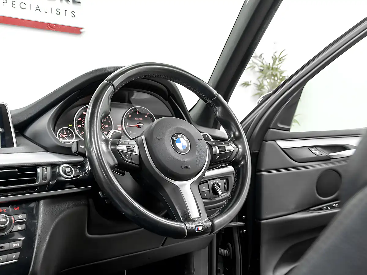 Used 2016 BMW X5 M Sport Black Sapphire - Interior and Exterior details 18