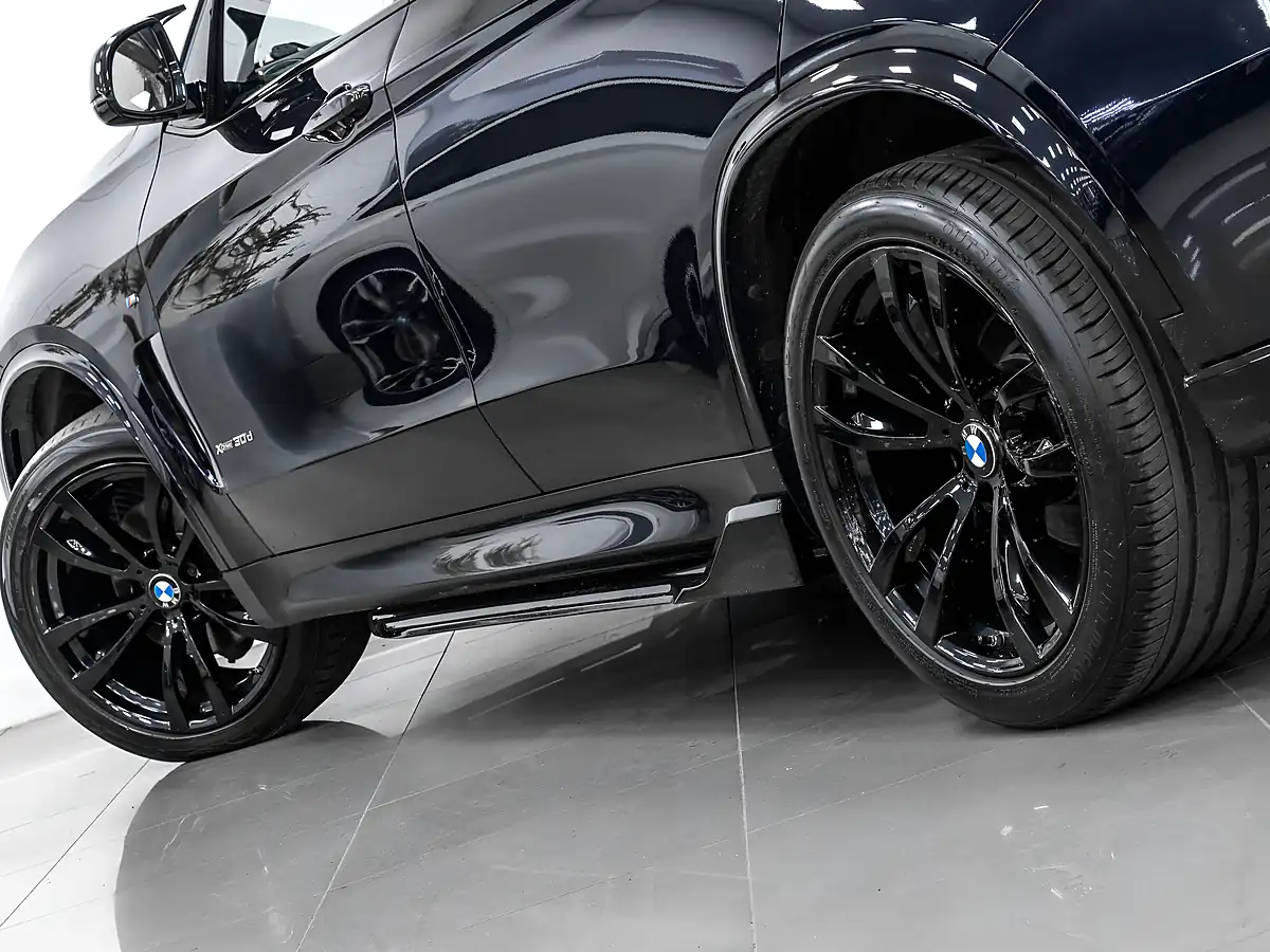 Used 2016 BMW X5 M Sport Carbon Black - Interior and Exterior details 10