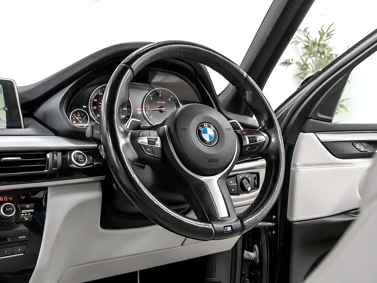 Used 2016 BMW X5 M Sport Carbon Black - Interior and Exterior details 13