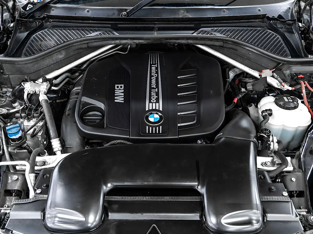 Used 2016 BMW X5 M Sport Carbon Black - Interior and Exterior details 16