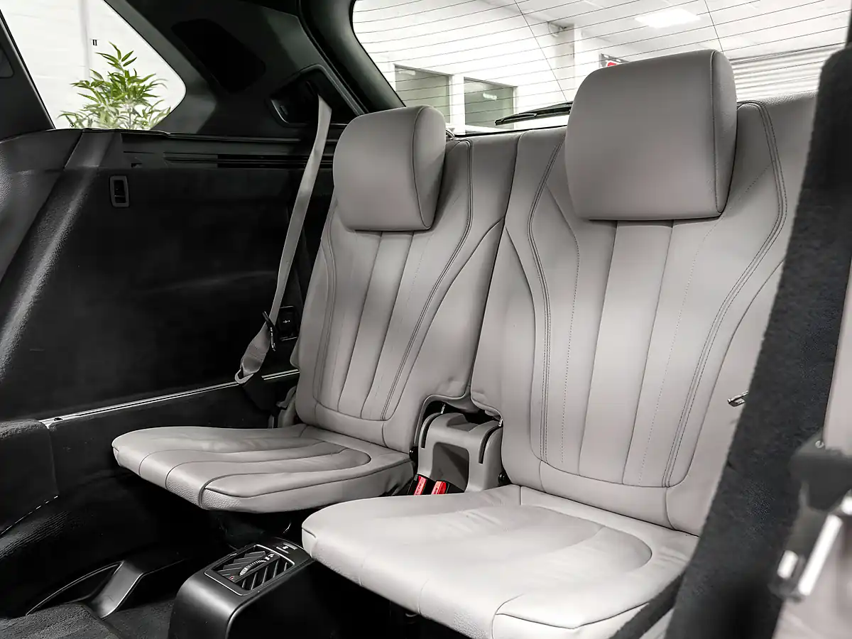 Used 2016 BMW X5 M Sport Carbon Black - Interior and Exterior details 14