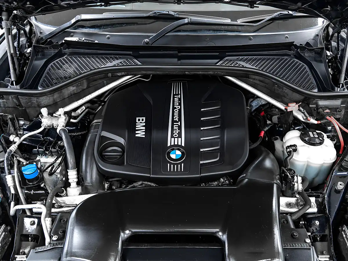 Used 2016 BMW X5 M Sport Carbon Black - Interior and Exterior details 15