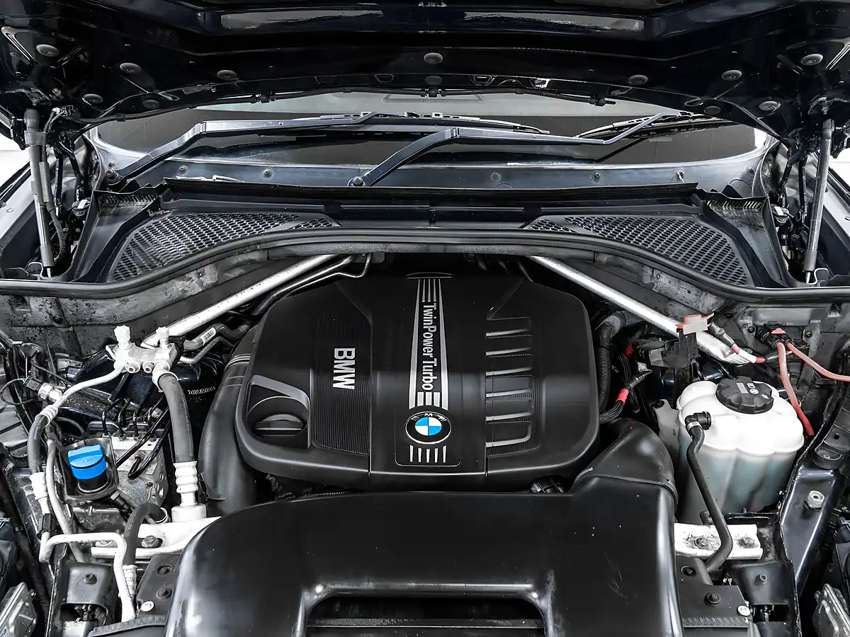 Used 2016 BMW X5 M Sport Carbon Black - Interior and Exterior details 15
